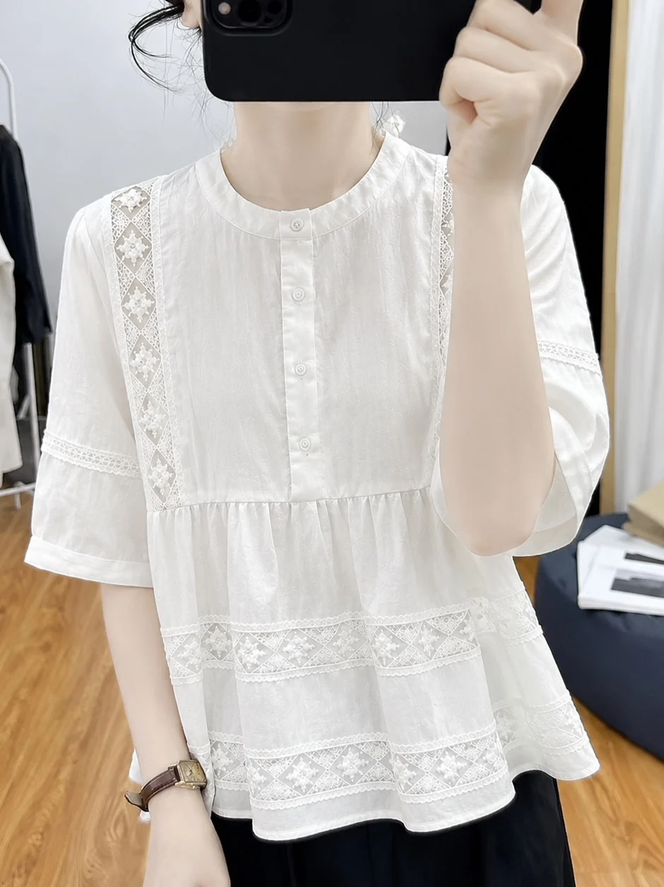 Elegant Hollow out White Doll Shirt Women's Loose Fashionable round Neck plus Size Versatile Small Shirt Summer T-shirt
Elegant Hollow out White Doll Shirt Women's Loose Fashionable round Neck plus Size Versatile Small Shirt Summer T-shirt