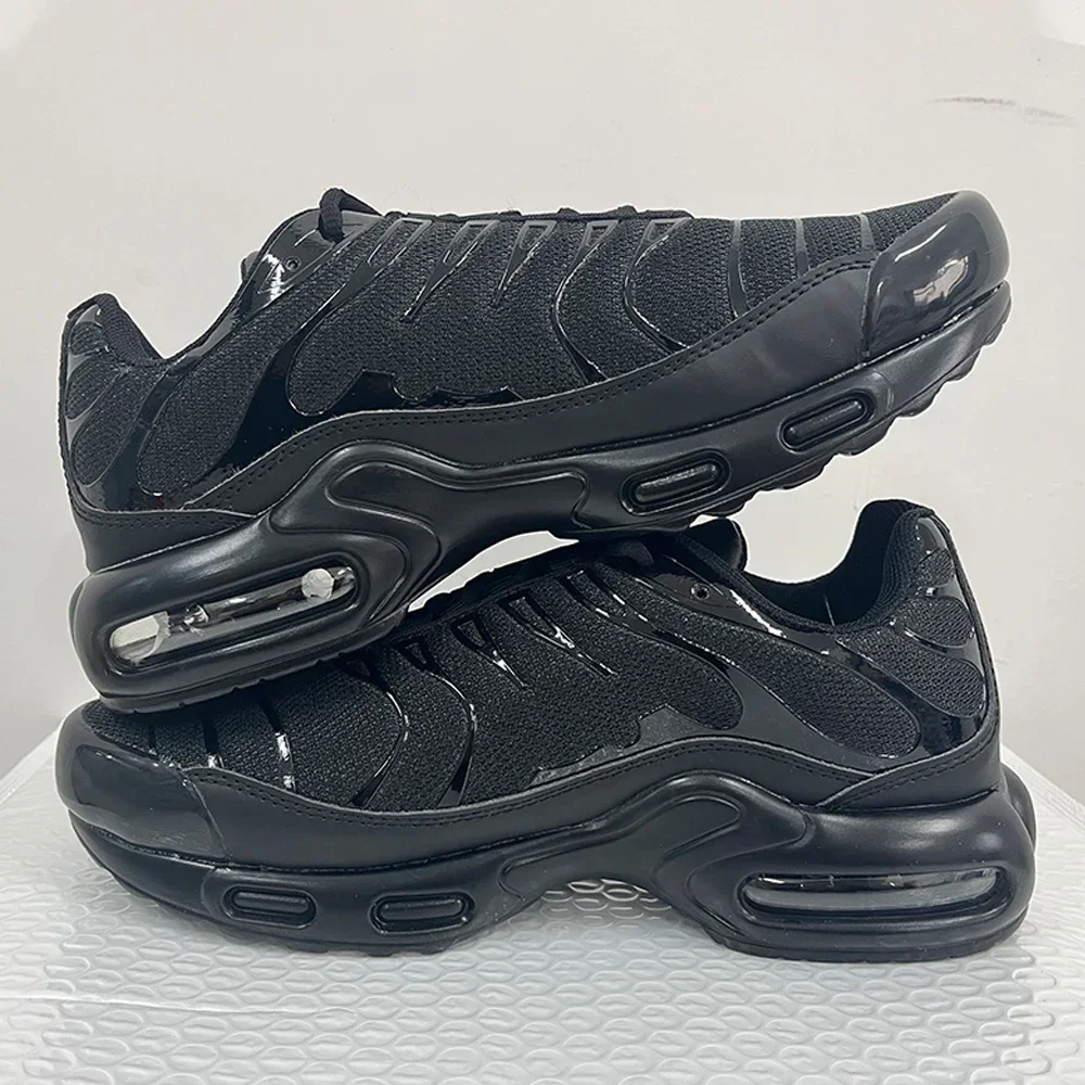 Unisex Sneakers Flat Cushioning Outdoor Marathon Sports Tennis Shoes Mesh Lace-up Comfortable Casual Skate Shoes for Men Women
Unisex Sneakers Flat Cushioning Outdoor Marathon Sports Tennis Shoes Mesh Lace-up Comfortable Casual Skate Shoes for Men Women