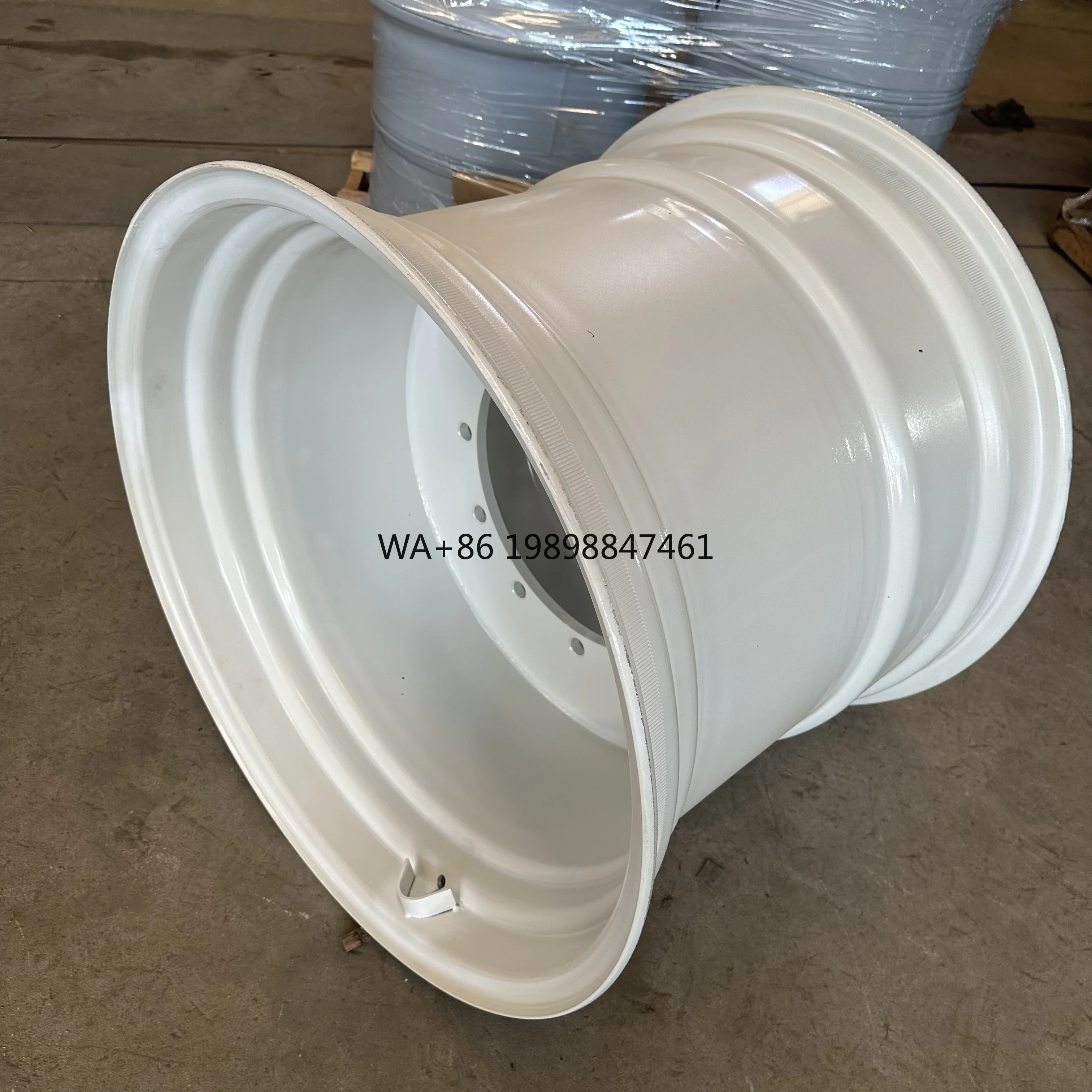 Agricultural Implement Tractor Wheels DW27x32 Inch Tractor Steel Wheel Rims for 30.5L-32 Tires
Agricultural Implement Tractor Wheels DW27x32 Inch Tractor Steel Wheel Rims for 30.5L-32 Tires