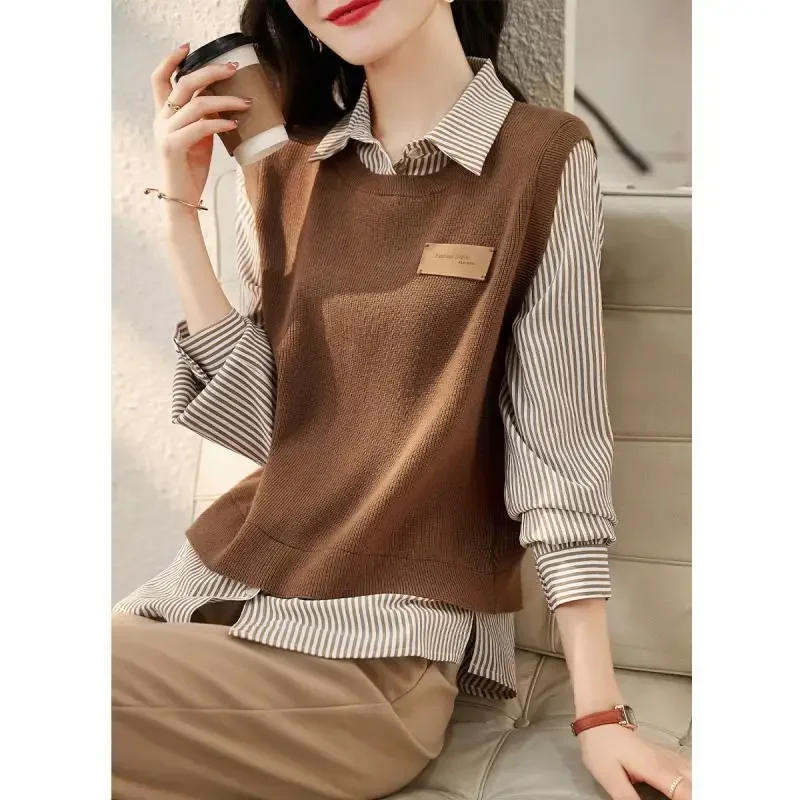 Fashion Button Spliced Striped Blouse Fake Two Pieces Clothing 2024 Spring New Korean Pullovers Knitted Commute Shirt J178
Fashion Button Spliced Striped Blouse Fake Two Pieces Clothing 2024 Spring New Korean Pullovers Knitted Commute Shirt J178