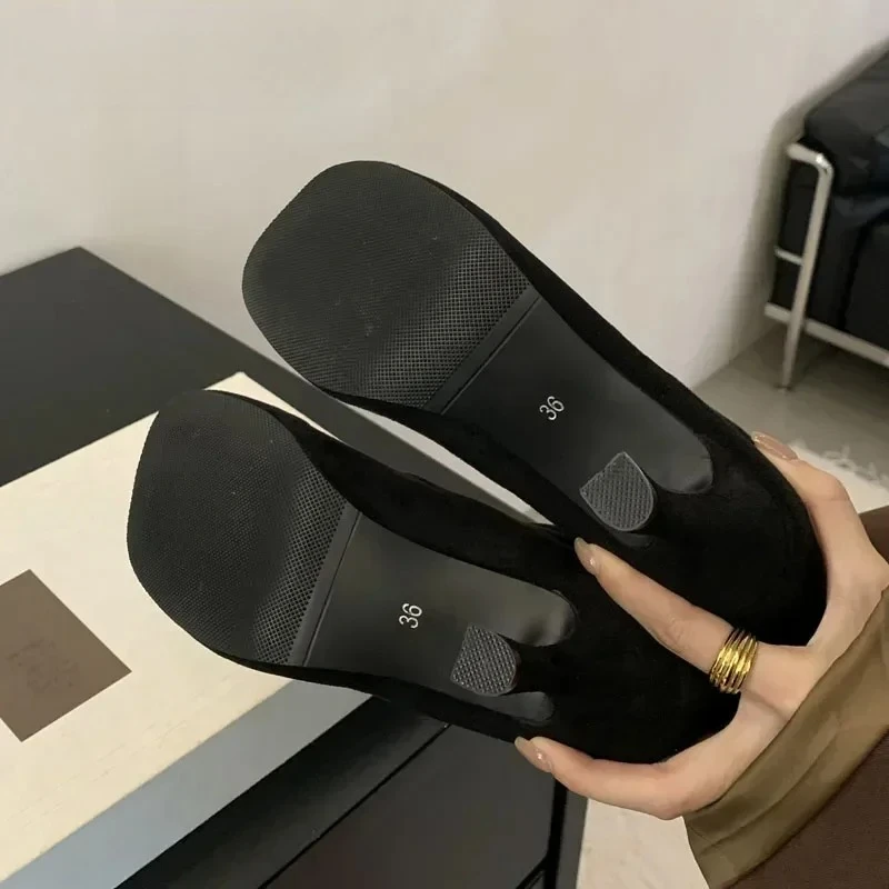 Womens Boots Temperament Square Toe High-heeled Boots Quality Suede Casual Ankle Booties High-heeled Short Boots Bottines Femmes
Womens Boots Temperament Square Toe High-heeled Boots Quality Suede Casual Ankle Booties High-heeled Short Boots Bottines Femmes