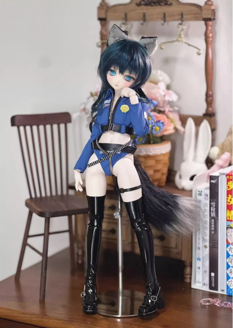 Одежда для кукол BJD подходит для аксессуаров для одежды для кукол полицейского синего кролика размера 1/4
Одежда для кукол BJD подходит для аксессуаров для одежды для кукол полицейского синего кролика размера 1/4
