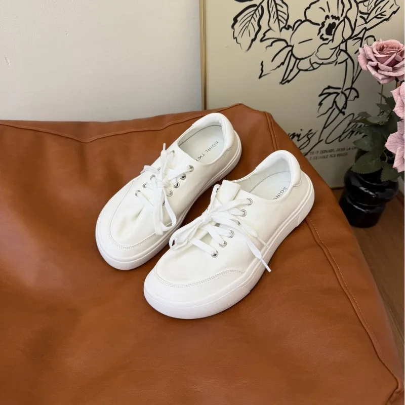 Simple Style Little White Shoes Women's New Lace-up Versatile Casual Board Ugly and Comfortable Sneakers Fashion
Simple Style Little White Shoes Women's New Lace-up Versatile Casual Board Ugly and Comfortable Sneakers Fashion