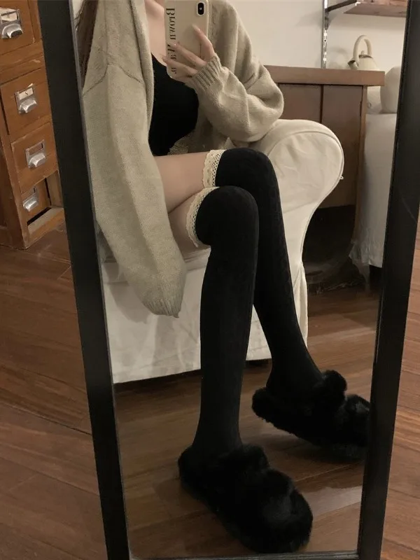 Новинка: женские сексуальные длинные чулки Pure Desire College, кружевные, выше колена, в стиле ретро, с лоскутным узором, для осени и зимы
Новинка: женские сексуальные длинные чулки Pure Desire College, кружевные, выше колена, в стиле ретро, с лоскутным узором, для осени и зимы