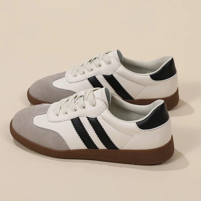 2024 Autumn Fashion PU Leather Casual Shoes for Women Round head Lace Up Low Top Sneakers Ladies Luxury Brand Flats Board Shoes
2024 Autumn Fashion PU Leather Casual Shoes for Women Round head Lace Up Low Top Sneakers Ladies Luxury Brand Flats Board Shoes