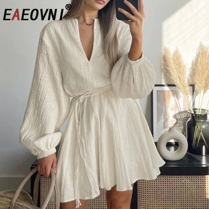 EAEOVNI Fashion Lace-up Gathered Waist A Line Dress For Women V Neck Puff Sleeve Mid Length Dresses 2025 New Clothing 1A1679
EAEOVNI Fashion Lace-up Gathered Waist A Line Dress For Women V Neck Puff Sleeve Mid Length Dresses 2025 New Clothing 1A1679