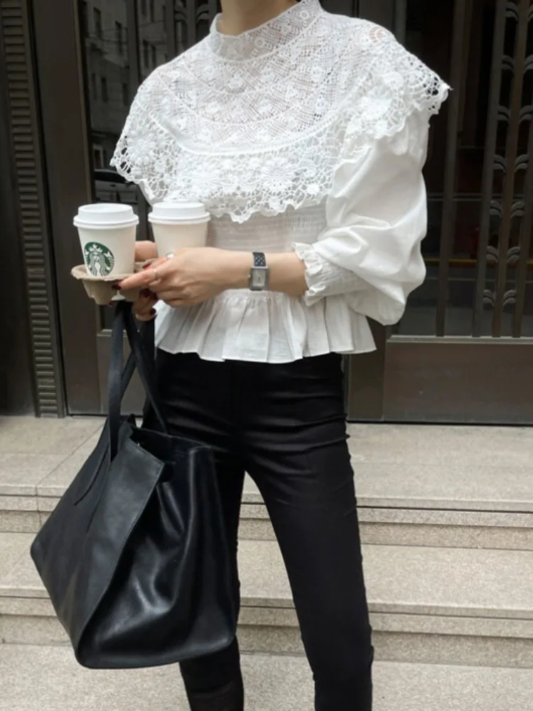 Ретро-шик блузка с кружевной отделкой, женская, с мягкой присборенной талией, цветочным декором, для повседневной носки, стандартный крой, средней мягкости
Ретро-шик блузка с кружевной отделкой, женская, с мягкой присборенной талией, цветочным декором, для повседневной носки, стандартный крой, средней мягкости