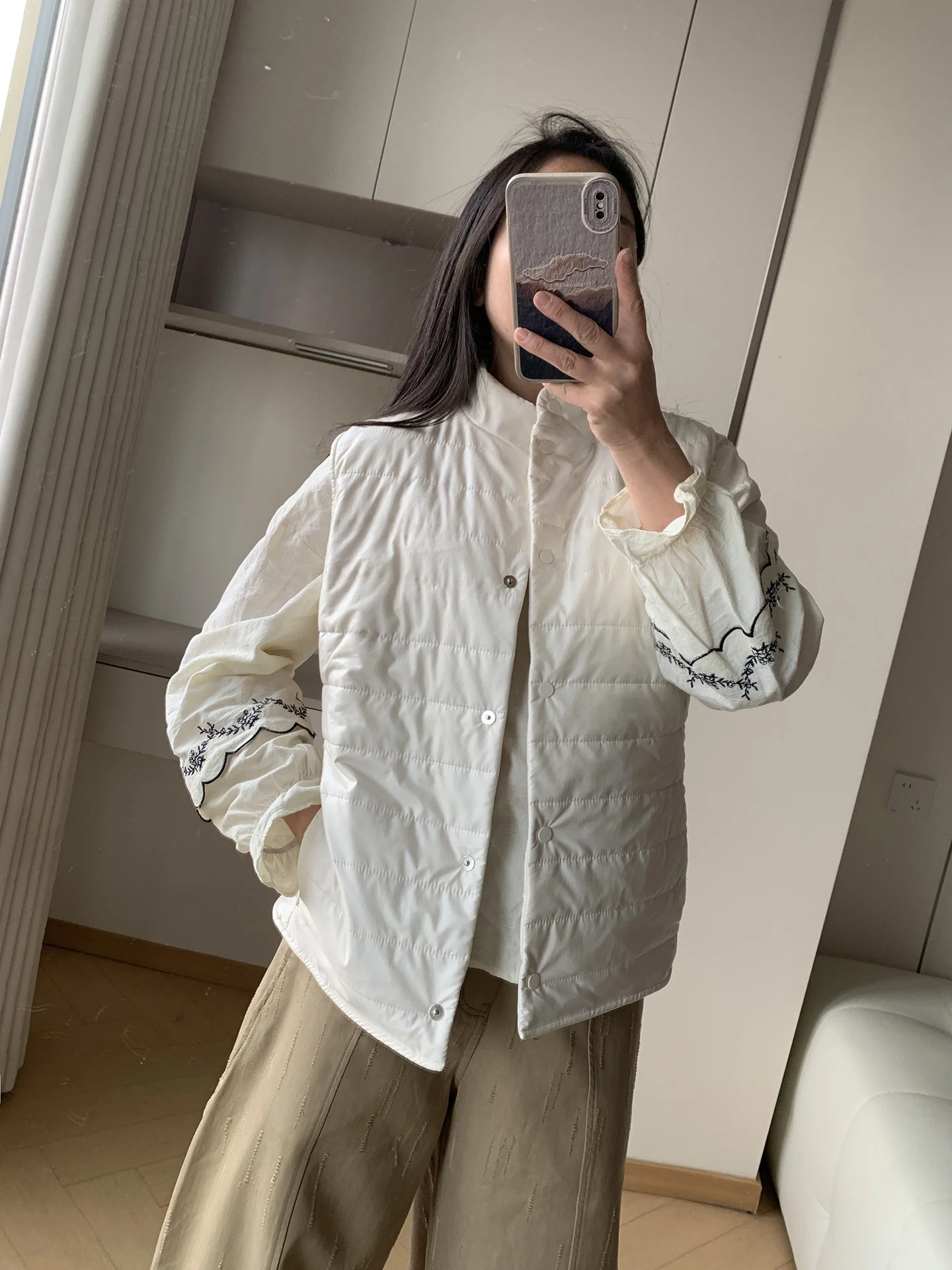 Lightweight Silk Filling Cloud Soft Women's Vest Slim Fit Stand Collar Striped Commute Sle Long Sve Traditional Design
Lightweight Silk Filling Cloud Soft Women's Vest Slim Fit Stand Collar Striped Commute Sle Long Sve Traditional Design