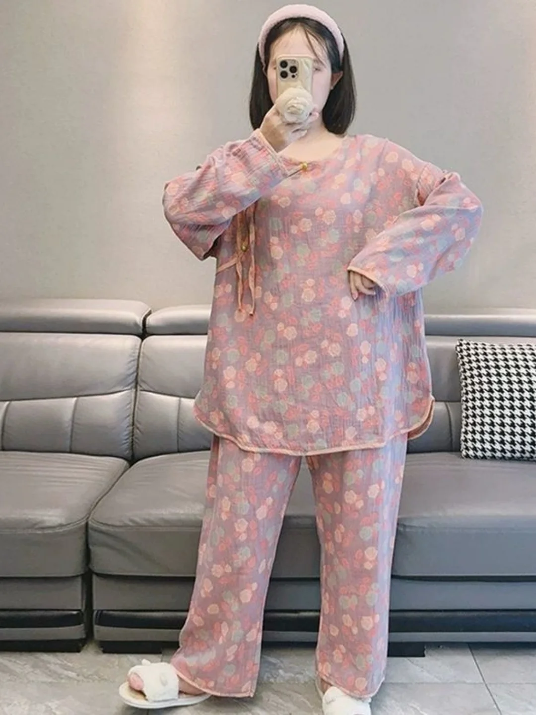 plus Size Sleepwear Set with Button Splicing Long Sleeve Long Pants Floral Patterned Traditional Chinese Style Home Clothes
plus Size Sleepwear Set with Button Splicing Long Sleeve Long Pants Floral Patterned Traditional Chinese Style Home Clothes