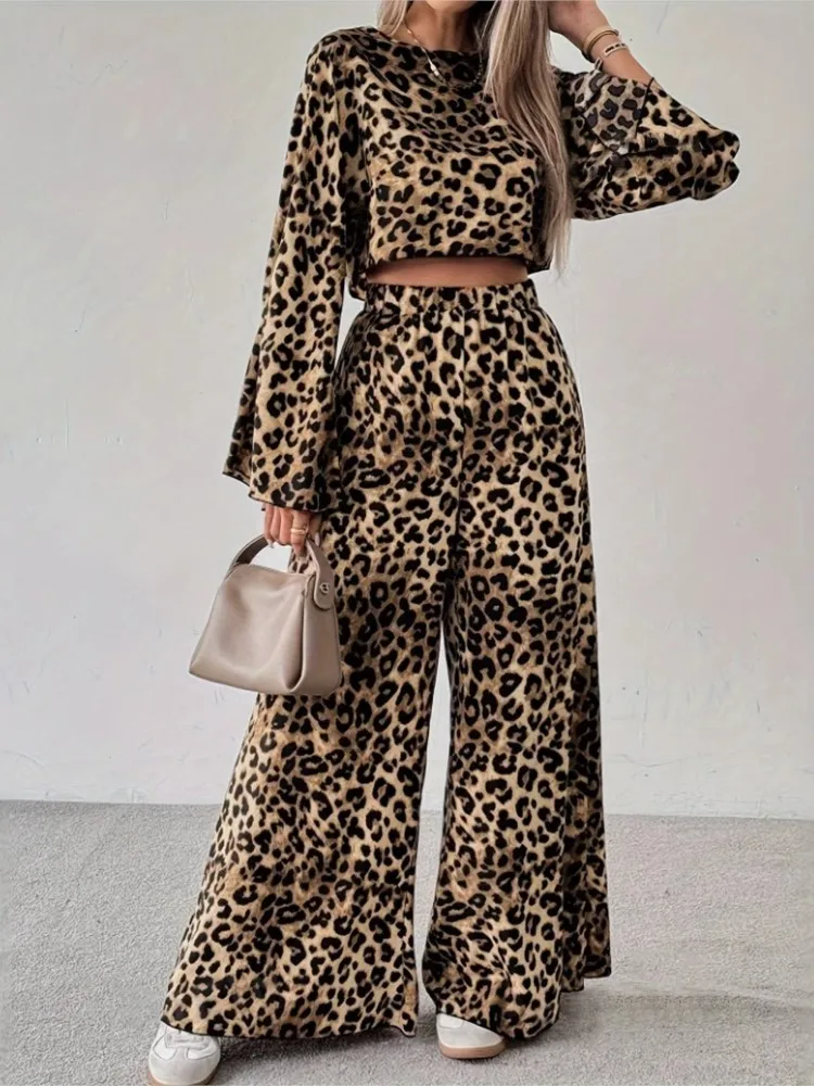 Women Fashion Leopard Printed Two-Piece Pant Sets New Long Sleeve Short Tops And Loose Wide Legs Pants Set Female Casual Outfits
Women Fashion Leopard Printed Two-Piece Pant Sets New Long Sleeve Short Tops And Loose Wide Legs Pants Set Female Casual Outfits