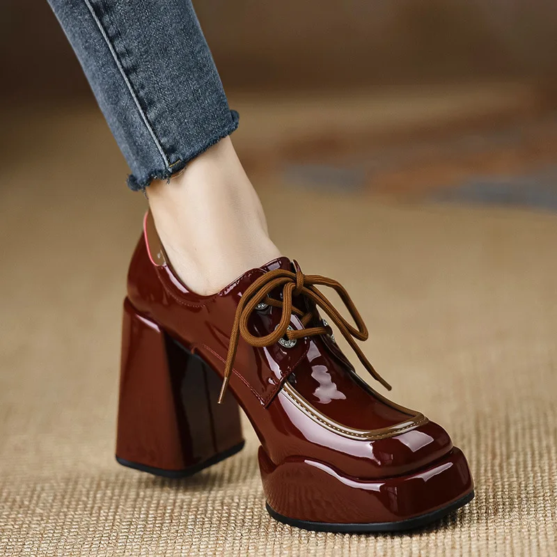 Princess Style High Heels with Thick Heel Deep Mouth Waterproof Platform Strap Women's Shoes Commute Fashionable Single Shoes
Princess Style High Heels with Thick Heel Deep Mouth Waterproof Platform Strap Women's Shoes Commute Fashionable Single Shoes