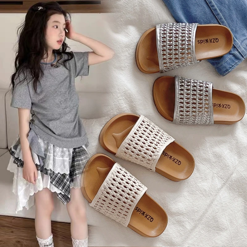 Children Summer Beach Slippers New Hollow Out Girls Woven Slide Sandals Thick Bottom Soft Kids Causal Open Toe Slippers Outdoor
Children Summer Beach Slippers New Hollow Out Girls Woven Slide Sandals Thick Bottom Soft Kids Causal Open Toe Slippers Outdoor