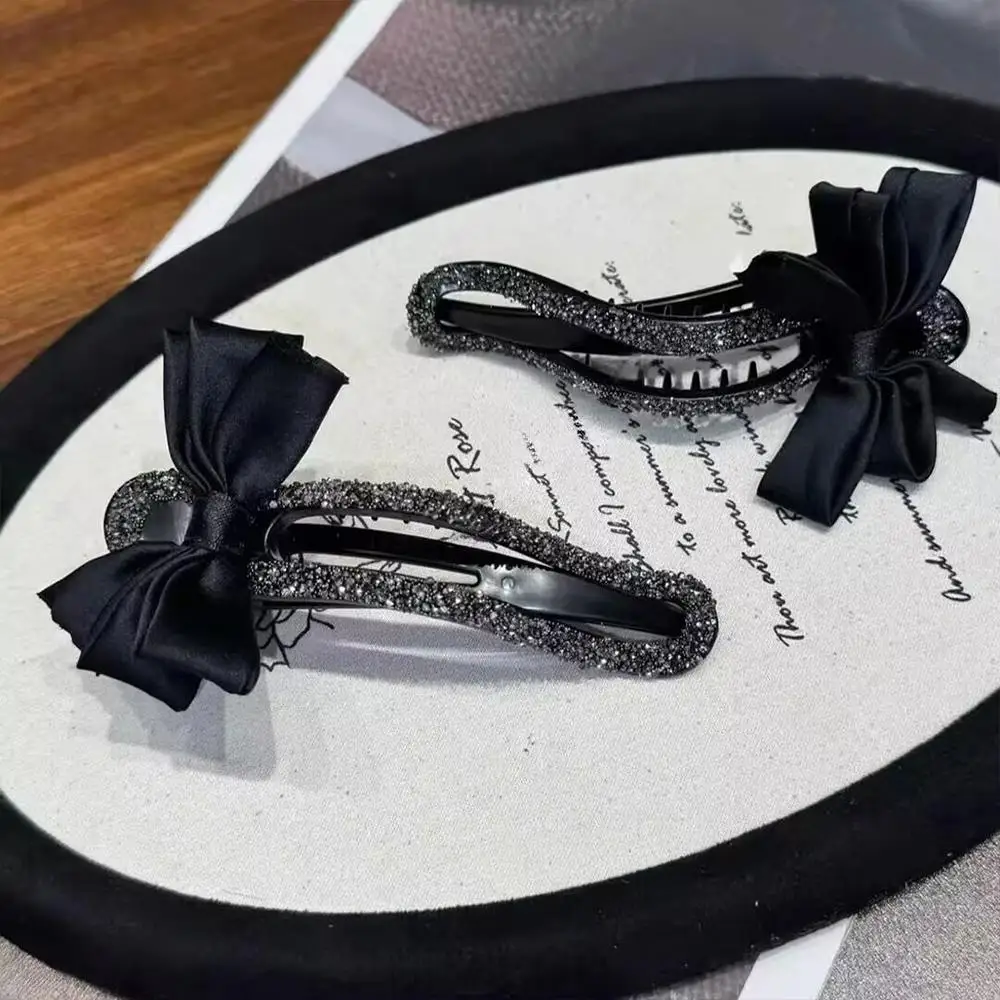 Back Head Ponytail Clip Hair Accessories Crystal Bowknot Classic Black Large Bow Hair Clip Sweet DIY Rhinestone Duckbill Clip 
Back Head Ponytail Clip Hair Accessories Crystal Bowknot Classic Black Large Bow Hair Clip Sweet DIY Rhinestone Duckbill Clip