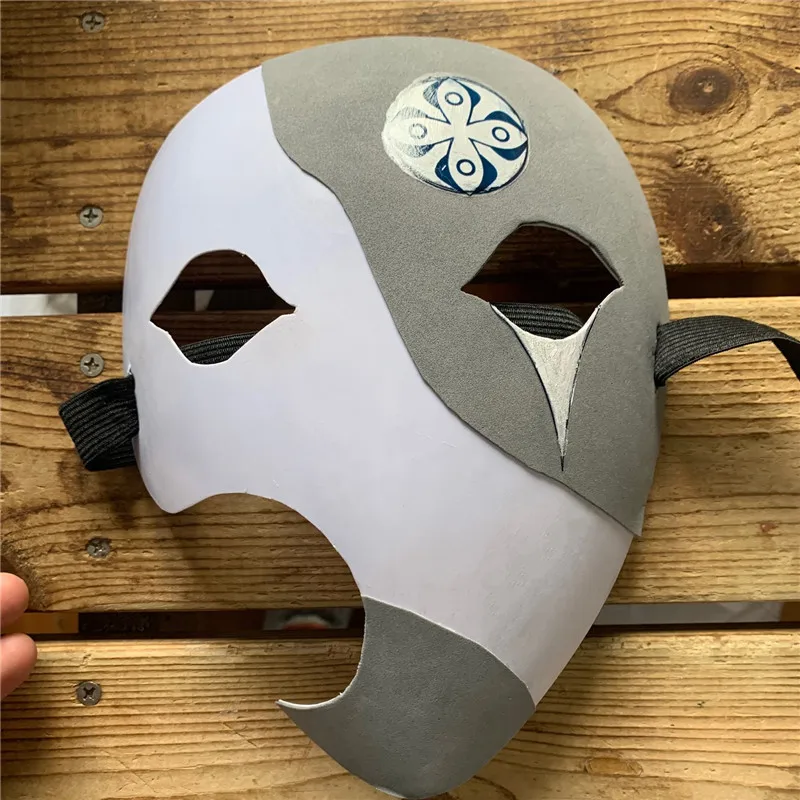 Anime Genshin Impact Dottore Face Mask Cosplay Prop
Anime Genshin Impact Dottore Face Mask Cosplay Prop