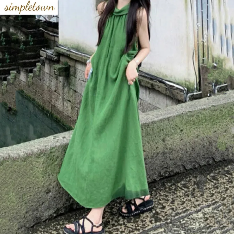 Spring and summer Korean version new beach style fashionable camisole long skirt
Spring and summer Korean version new beach style fashionable camisole long skirt