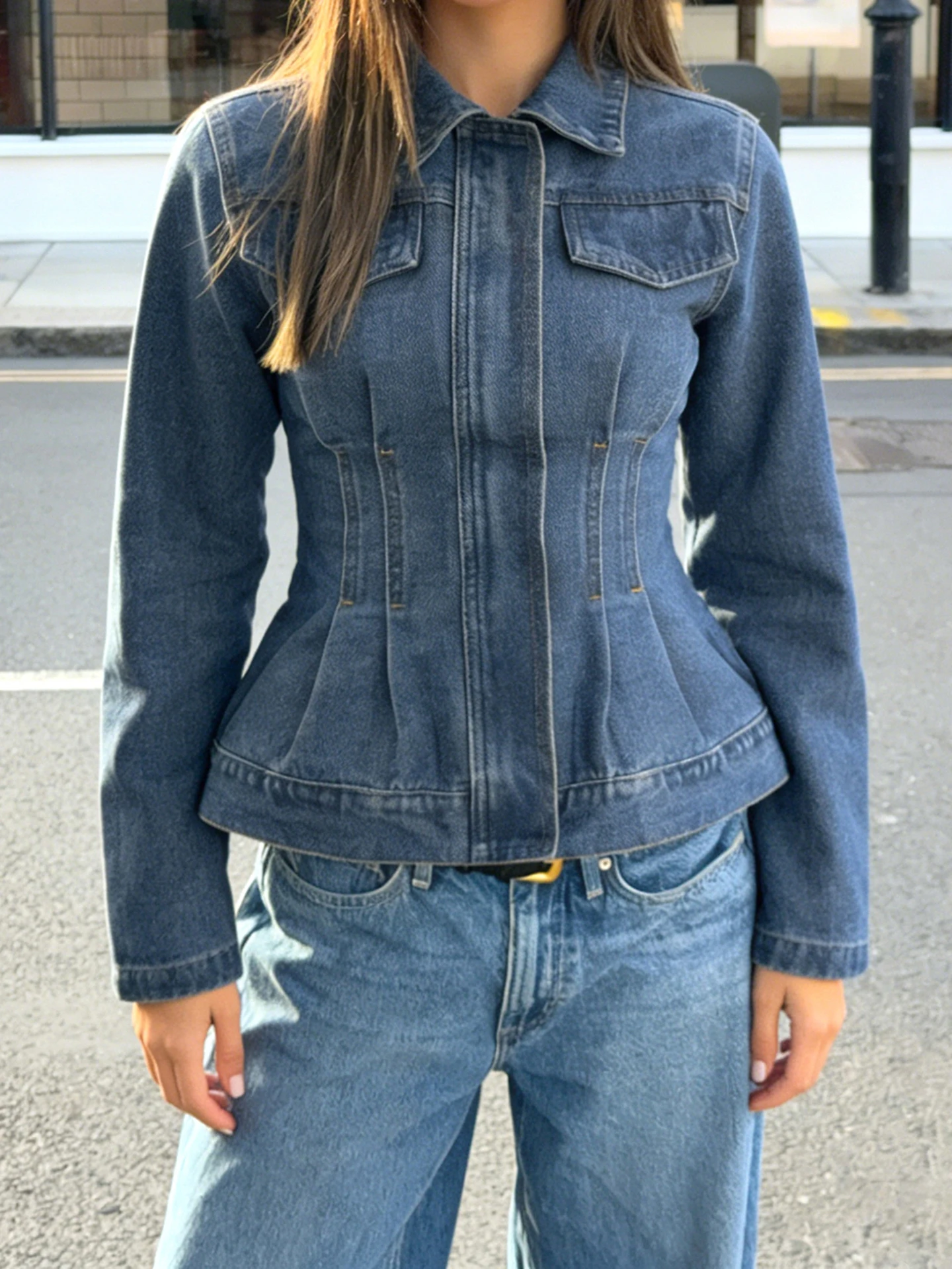 WEEKEEP American Street Style Vintage Collar Zipper Washed Denim Shirt Women's Versatile Long Sleeve Waist Cinched Trendy Top
WEEKEEP American Street Style Vintage Collar Zipper Washed Denim Shirt Women's Versatile Long Sleeve Waist Cinched Trendy Top