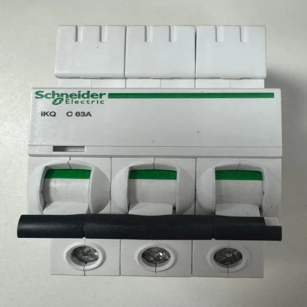 2026 63amp 63a Triple Pole Tp 3p Mcb Ikq C63 A9f57363 Se10c363 Vat Incl Brand New Original Spot Plc
2026 63amp 63a Triple Pole Tp 3p Mcb Ikq C63 A9f57363 Se10c363 Vat Incl Brand New Original Spot Plc