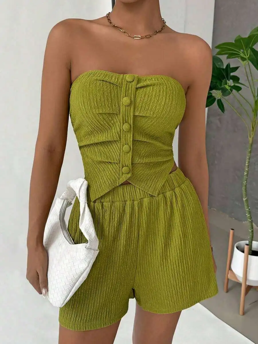 Green Textured Strapless Crop Top And High Waist Shorts Two Piece Set Casual Summer Outfit
Green Textured Strapless Crop Top And High Waist Shorts Two Piece Set Casual Summer Outfit