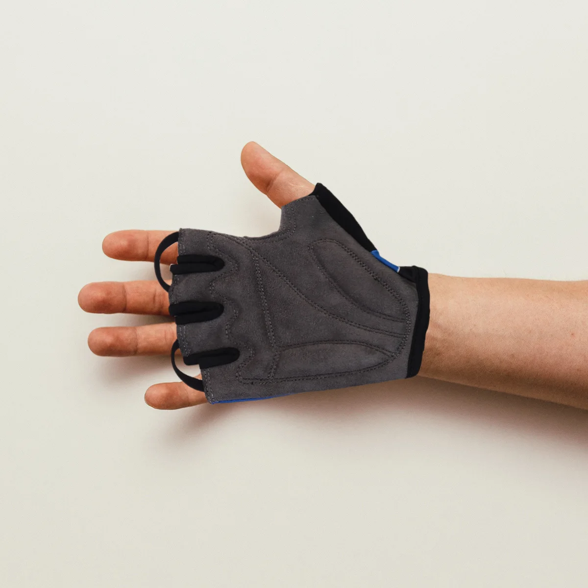 Non-Slip Cycling Gloves Breathable Anti-Vibration Outdoor Sports Workout Mountain Bike Adjustable Fitness Exercise
Non-Slip Cycling Gloves Breathable Anti-Vibration Outdoor Sports Workout Mountain Bike Adjustable Fitness Exercise
