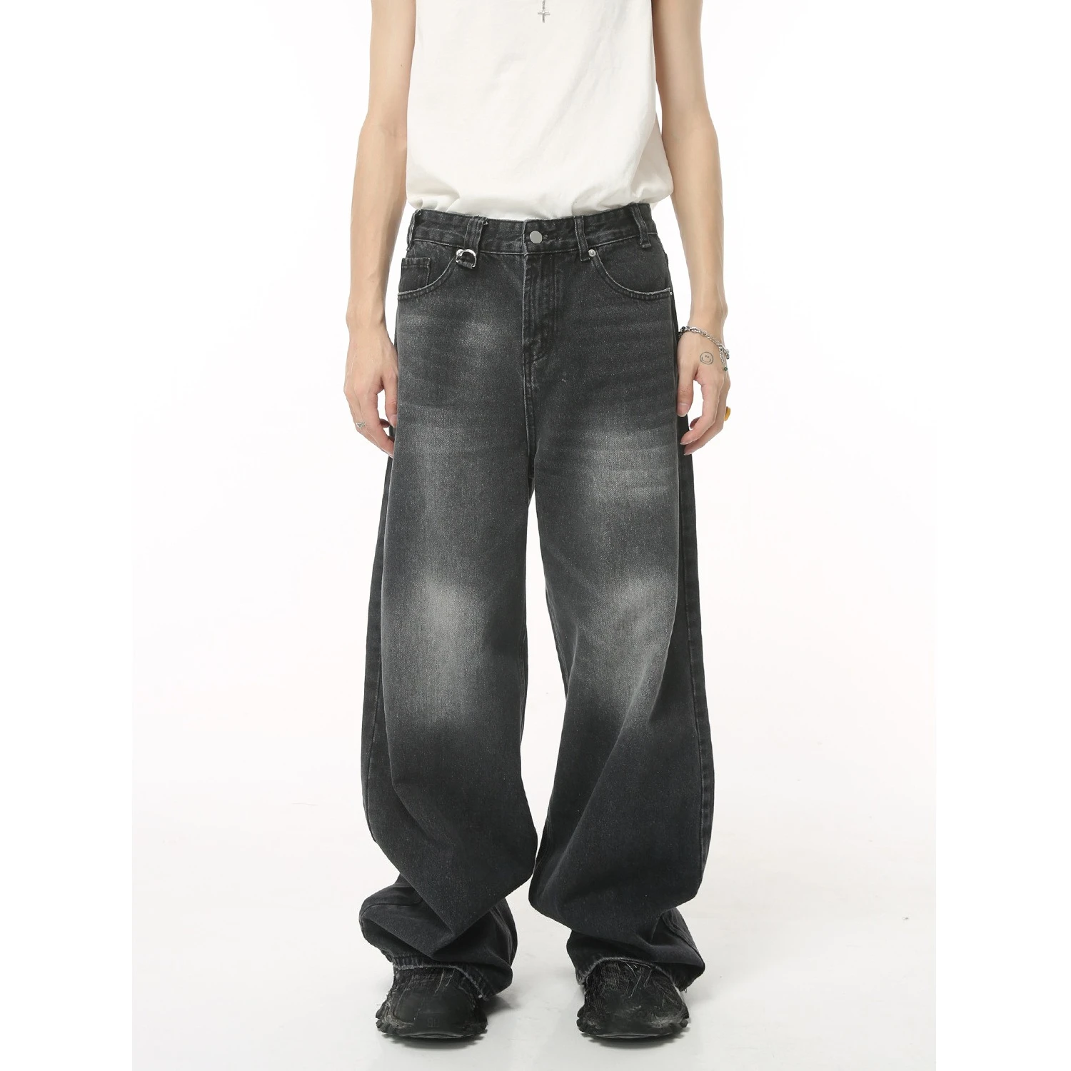 New Summer Hot Sale Of The Season American Retro Wide Leg Floor-Length Loose Jeans Cross-Border Hot Sale Loose Fit Men's Den
New Summer Hot Sale Of The Season American Retro Wide Leg Floor-Length Loose Jeans Cross-Border Hot Sale Loose Fit Men's Den