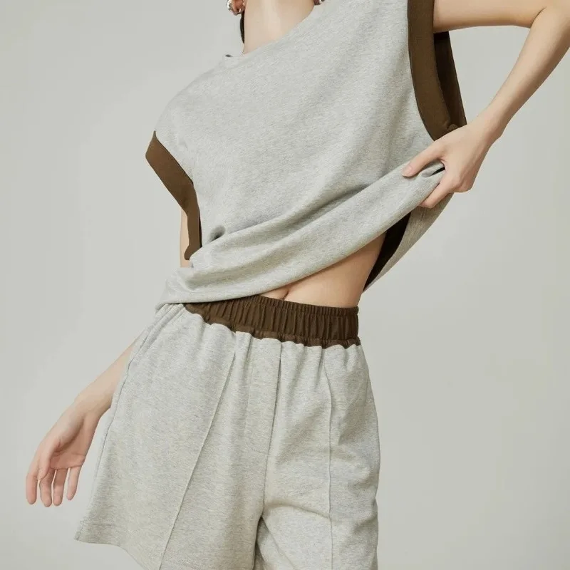 Women Color Block Sleeveless Top And Elastic Waist Shorts 2Pcs Set Loose Casual Cotton Outfit For Summer
Women Color Block Sleeveless Top And Elastic Waist Shorts 2Pcs Set Loose Casual Cotton Outfit For Summer