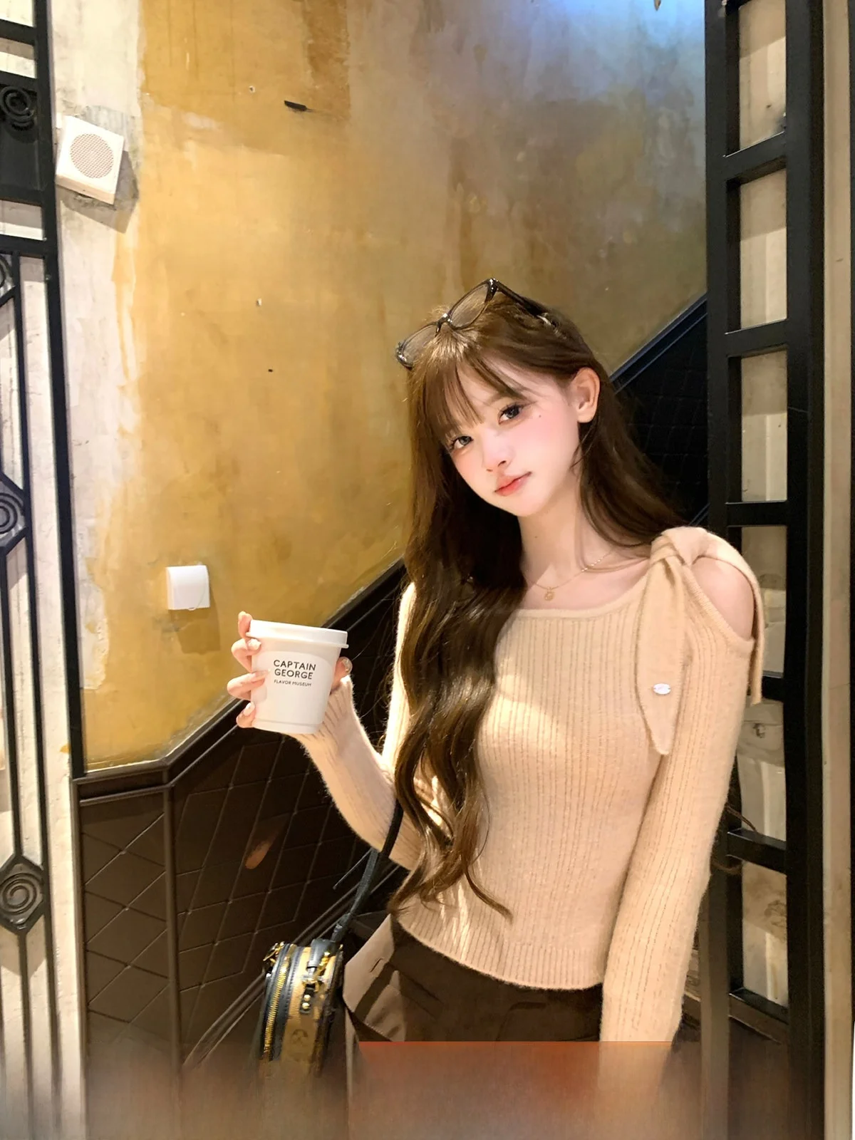 ThePeachOfficial Балетный свитер с открытыми плечами и дизайном «Sweetheart», вязаный из верблюжьей шерсти, женский, приталенный, с длинными рукавами
ThePeachOfficial Балетный свитер с открытыми плечами и дизайном «Sweetheart», вязаный из верблюжьей шерсти, женский, приталенный, с длинными рукавами