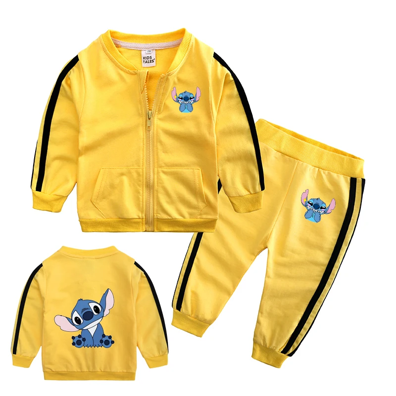 Детский спортивный костюм Stitch 2025 для девочек, комплект с капюшоном на молнии для малышей, куртка и штаны, детский спортивный костюм, наряд
Детский спортивный костюм Stitch 2025 для девочек, комплект с капюшоном на молнии для малышей, куртка и штаны, детский спортивный костюм, наряд