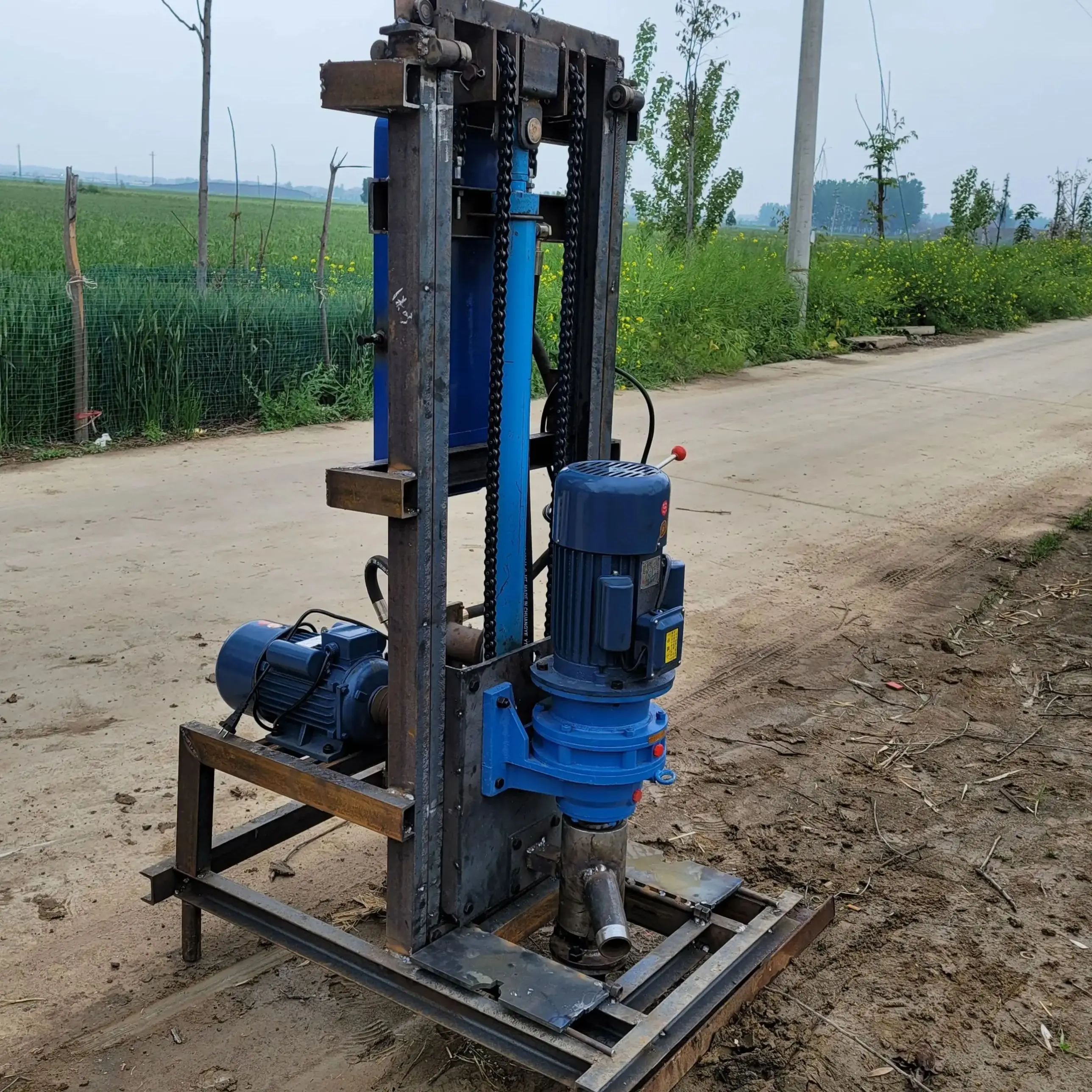 Customized Cost-Effective 100m Depth Rotary Drilling Rig - Small-Scale Water Well Rig
Customized Cost-Effective 100m Depth Rotary Drilling Rig - Small-Scale Water Well Rig