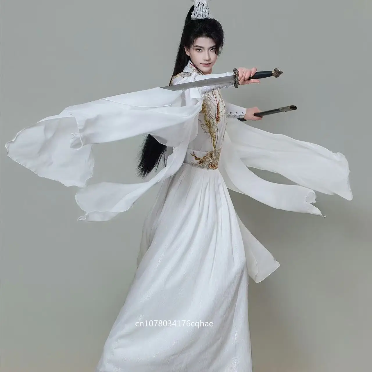 White Hanfu Dragon Elements Embroidered Traditional Chinese Clothing Summer Beach Party Wuxia Cosplay Costume Travel Han Suits
White Hanfu Dragon Elements Embroidered Traditional Chinese Clothing Summer Beach Party Wuxia Cosplay Costume Travel Han Suits