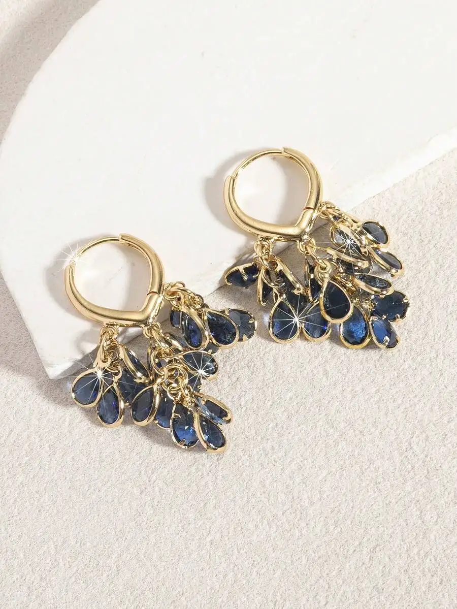 Gold-Plated Hoop Earrings With Deep Blue Teardrop Zirconia Charms, Stylish For Daily, Wedding, Party And Gift Occasions
Gold-Plated Hoop Earrings With Deep Blue Teardrop Zirconia Charms, Stylish For Daily, Wedding, Party And Gift Occasions
