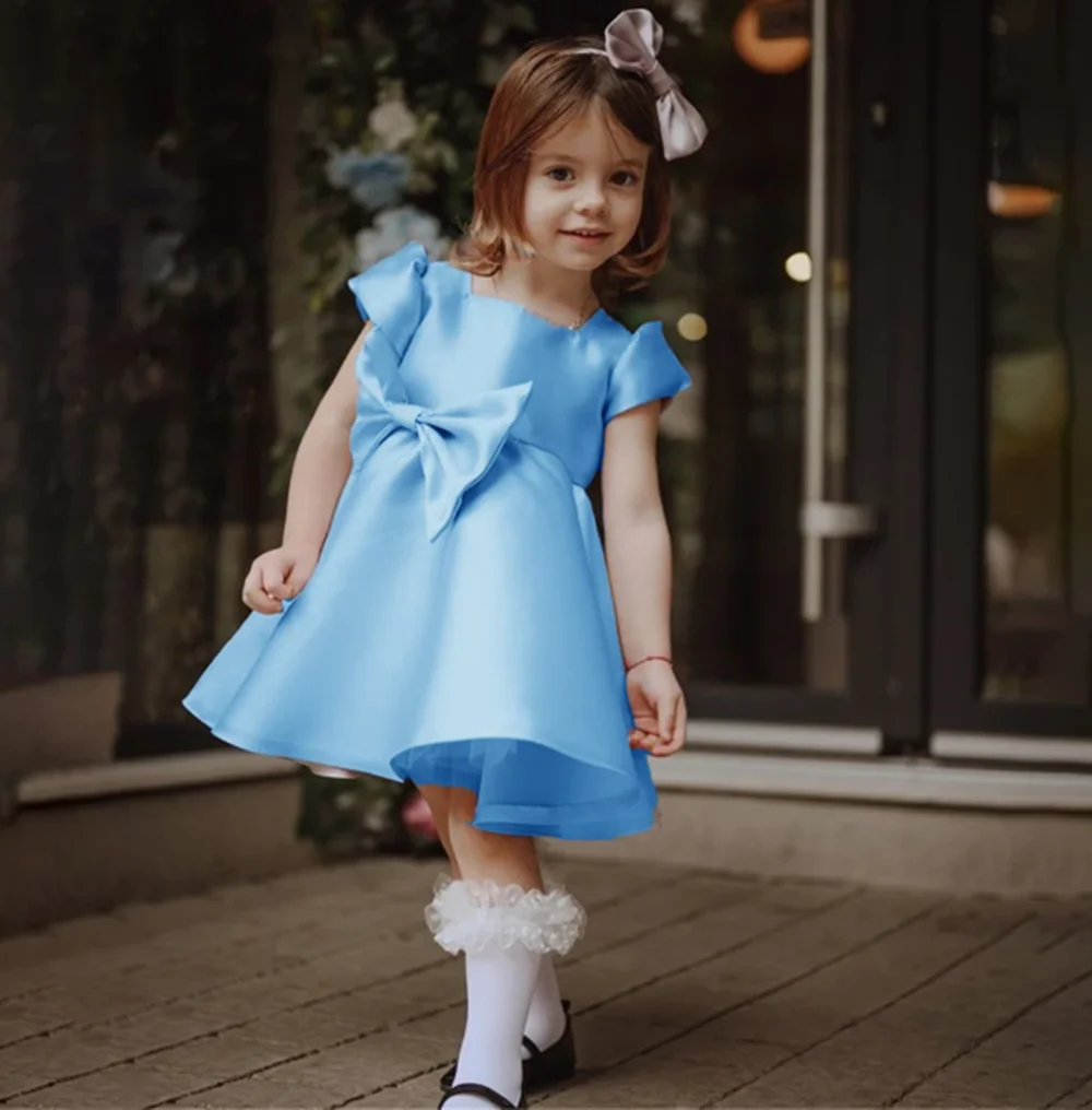 Bow Simple Classic Style Square Neck Short Sleeve A Line Wedding Party Flower Girl Dress Knee Length Formal First Communion Gown
Bow Simple Classic Style Square Neck Short Sleeve A Line Wedding Party Flower Girl Dress Knee Length Formal First Communion Gown