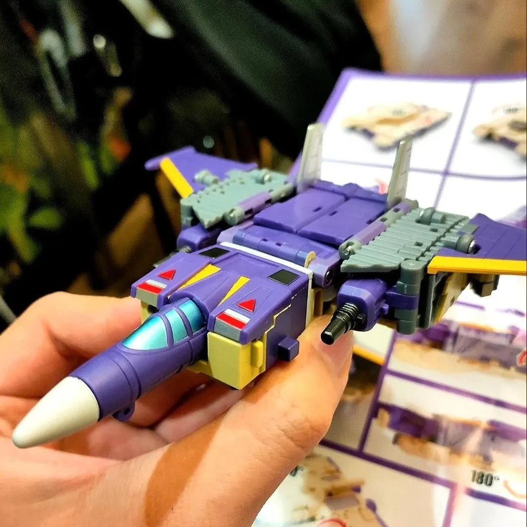 MFT Action Figure Transformed Toys MS-28 MS28 Thunderbolt Blitzwing Tank Aircraft 3 Changers Deformable Robot Anime Model Gift
MFT Action Figure Transformed Toys MS-28 MS28 Thunderbolt Blitzwing Tank Aircraft 3 Changers Deformable Robot Anime Model Gift