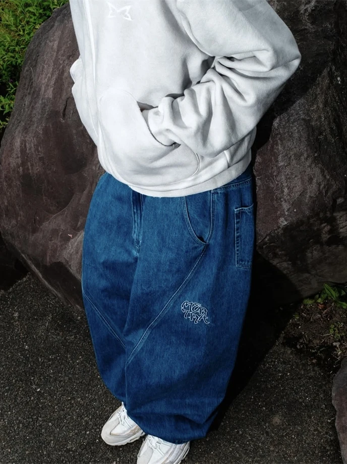 Mertra New Street Sle ex Джинсы Bla с вышивкой Свободный крой Повседневные джинсовые брюки Осенний сезон Faion
Mertra New Street Sle ex Джинсы Bla с вышивкой Свободный крой Повседневные джинсовые брюки Осенний сезон Faion