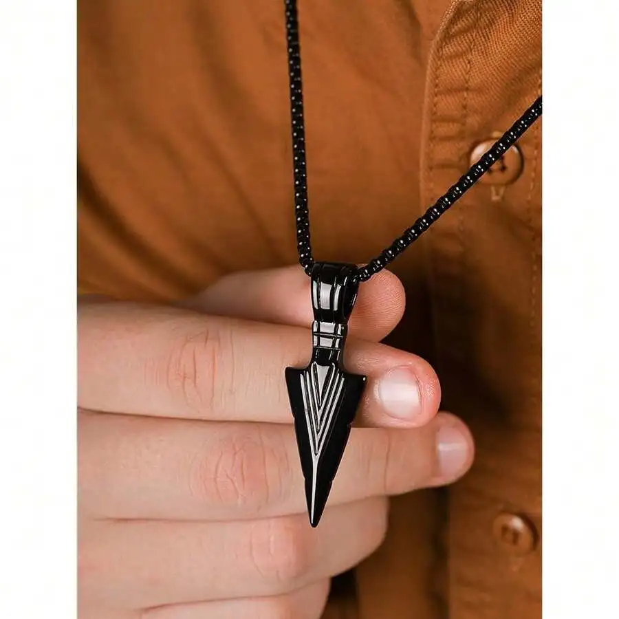 Stainless Steel Arrowhead Pendant Necklace With Box Chain For Men
Stainless Steel Arrowhead Pendant Necklace With Box Chain For Men
