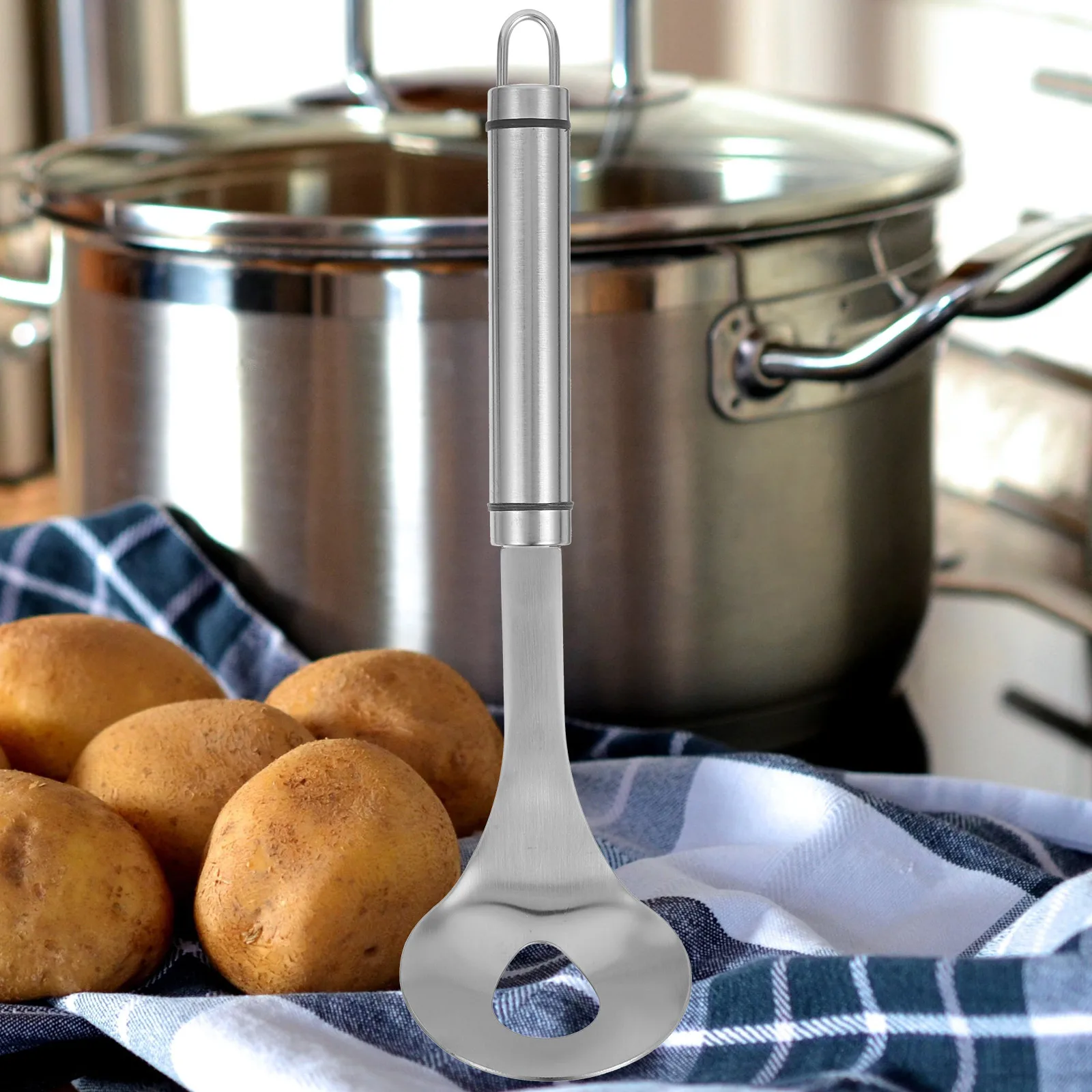 2Pcs Metal Meatball Maker with Nonslip Design - Efficient Shrimp Ball Making Tool and Kitchen Gadget for Easy Food Prep,
2Pcs Metal Meatball Maker with Nonslip Design - Efficient Shrimp Ball Making Tool and Kitchen Gadget for Easy Food Prep,