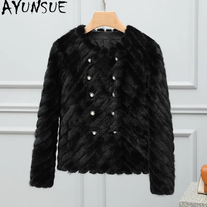 AYUSNUE Real Mink Fur Coat Women Warm Winter Jacket Black Patchwork Mink Womens Clothes Long Sleeve New in Coats Шуба Женская
AYUSNUE Real Mink Fur Coat Women Warm Winter Jacket Black Patchwork Mink Womens Clothes Long Sleeve New in Coats Шуба Женская