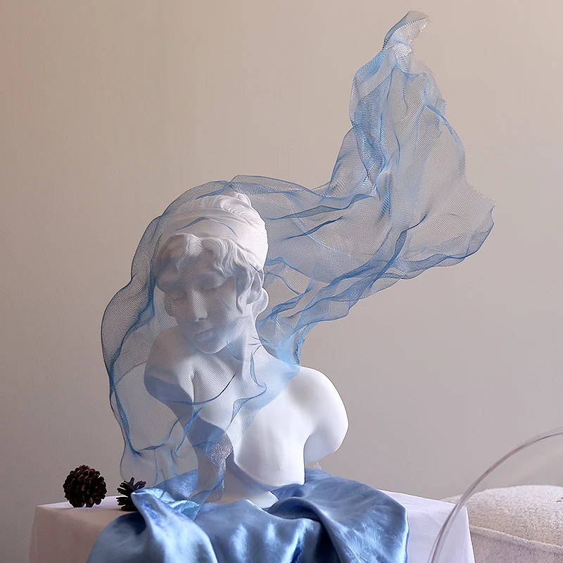 Blue metal veil girl white sculpture figure statue living room art ornament high-end home soft decoration
Blue metal veil girl white sculpture figure statue living room art ornament high-end home soft decoration