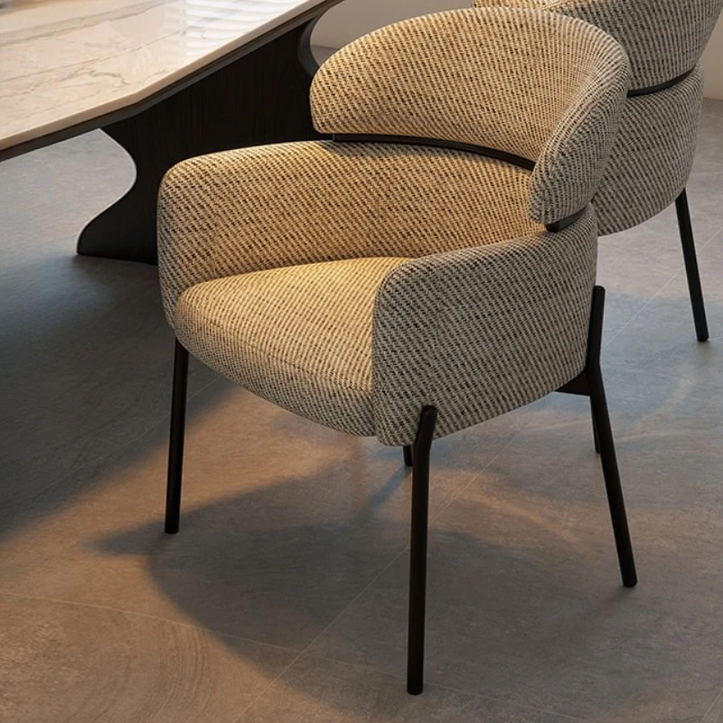 Italian minimalist dining chair household light luxury leisure high-end dining chair retro soft bag krzesła do jadalni furniture
Italian minimalist dining chair household light luxury leisure high-end dining chair retro soft bag krzesła do jadalni furniture