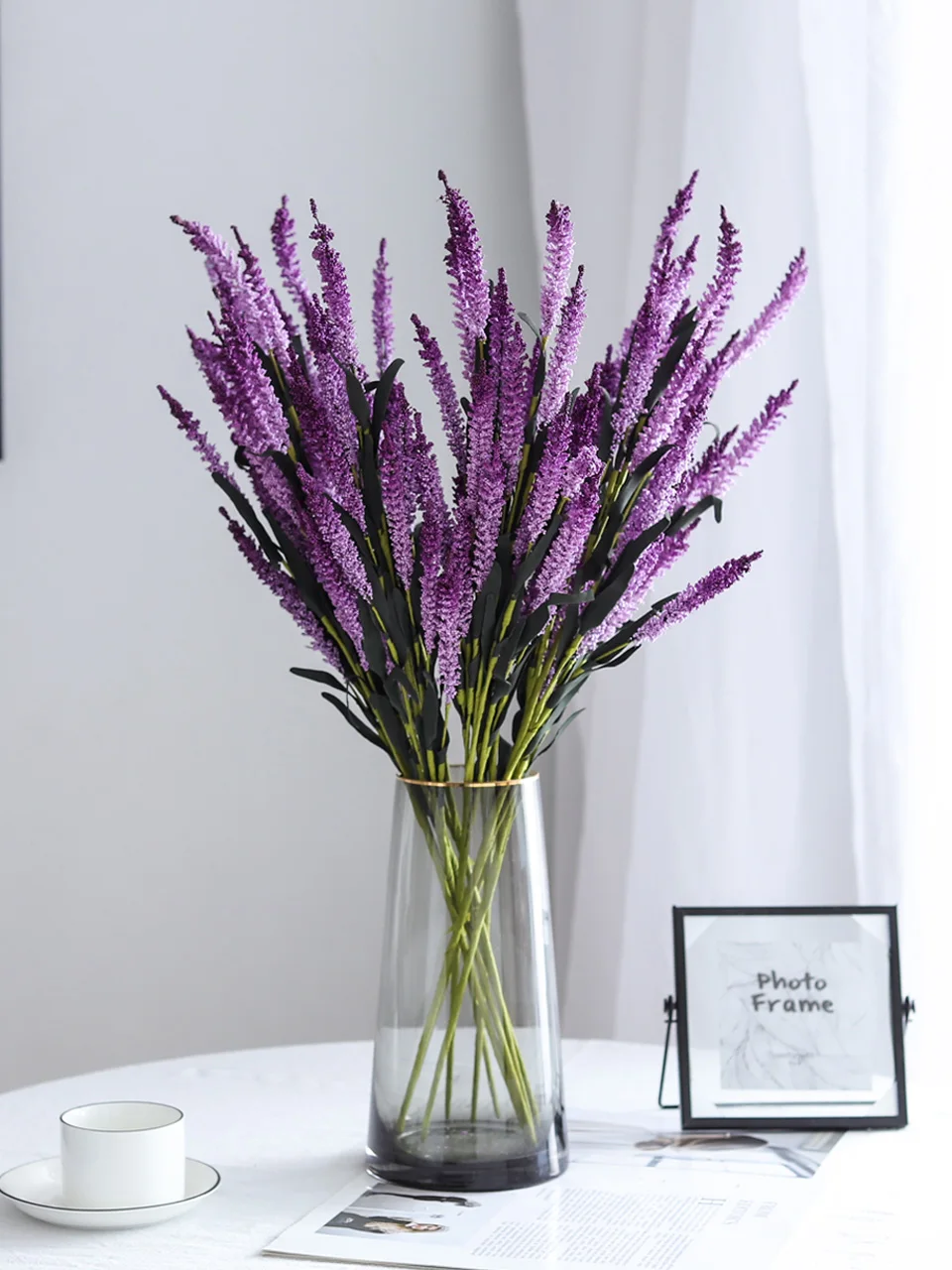 Искусственный букет цветов в скандинавском стиле для декора дома, украшение для стола, центральный элемент для ТВ-тумбы, имитация цветов
Искусственный букет цветов в скандинавском стиле для декора дома, украшение для стола, центральный элемент для ТВ-тумбы, имитация цветов