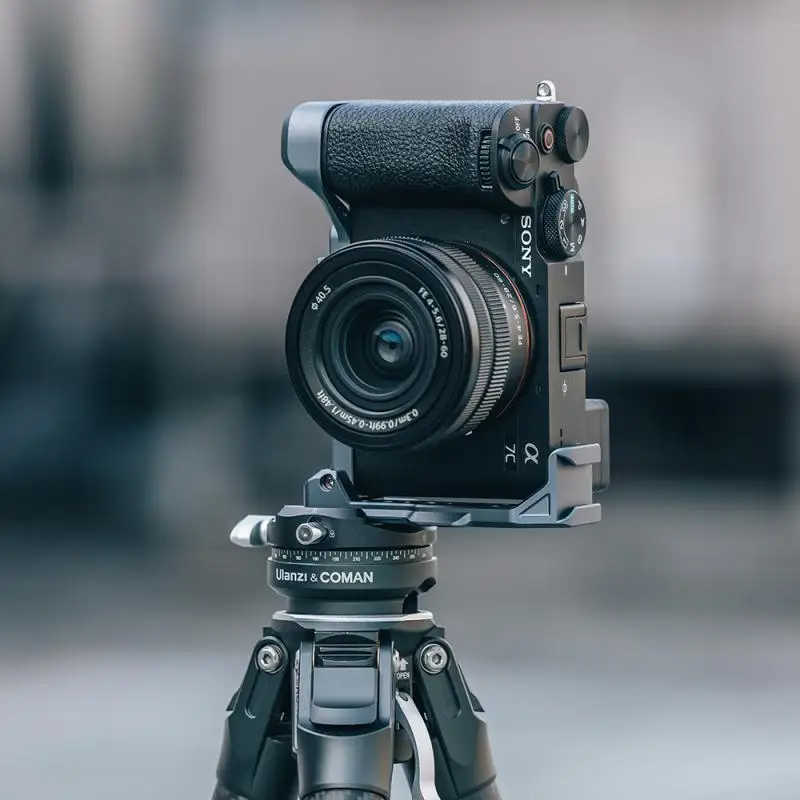 FALCAM F22 & F38 & F50 быстросъемная Нижняя пластина и L-образный кронштейн и клетка для камеры SONY A7C II 
FALCAM F22 & F38 & F50 быстросъемная Нижняя пластина и L-образный кронштейн и клетка для камеры SONY A7C II