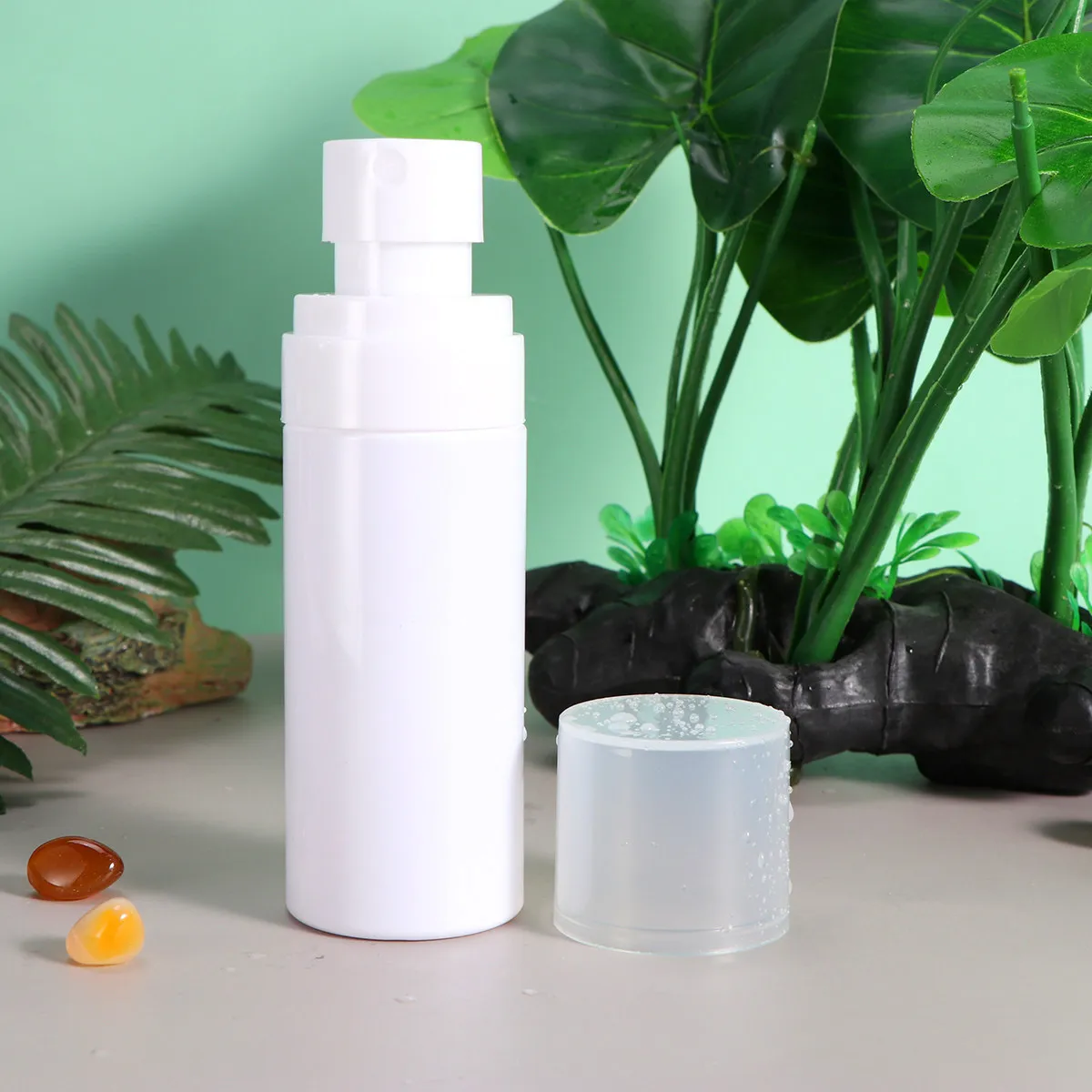 4Pcs 50Ml Leakproof Mini Spray Bottle Set Refillable Travel Perfume Mist Pump Bottles for Makeup Toner Sprayer
4Pcs 50Ml Leakproof Mini Spray Bottle Set Refillable Travel Perfume Mist Pump Bottles for Makeup Toner Sprayer