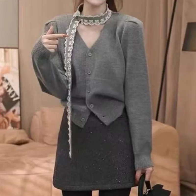 Women's Clothing Fashion V-neck Solid Sweaters Autumn Winter Elegant Lace Lace Up Loose Soft Warm Commute Knitted Cardigan
Women's Clothing Fashion V-neck Solid Sweaters Autumn Winter Elegant Lace Lace Up Loose Soft Warm Commute Knitted Cardigan