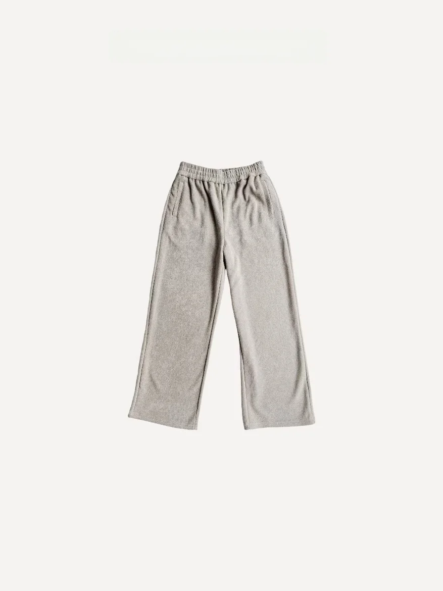 Baibaiye Women's Casual Fce-lined Wide-leg Pants Pure Color Straight-cut Autumn Winter Trousers Comfortable Elastic Waist
Baibaiye Women's Casual Fce-lined Wide-leg Pants Pure Color Straight-cut Autumn Winter Trousers Comfortable Elastic Waist