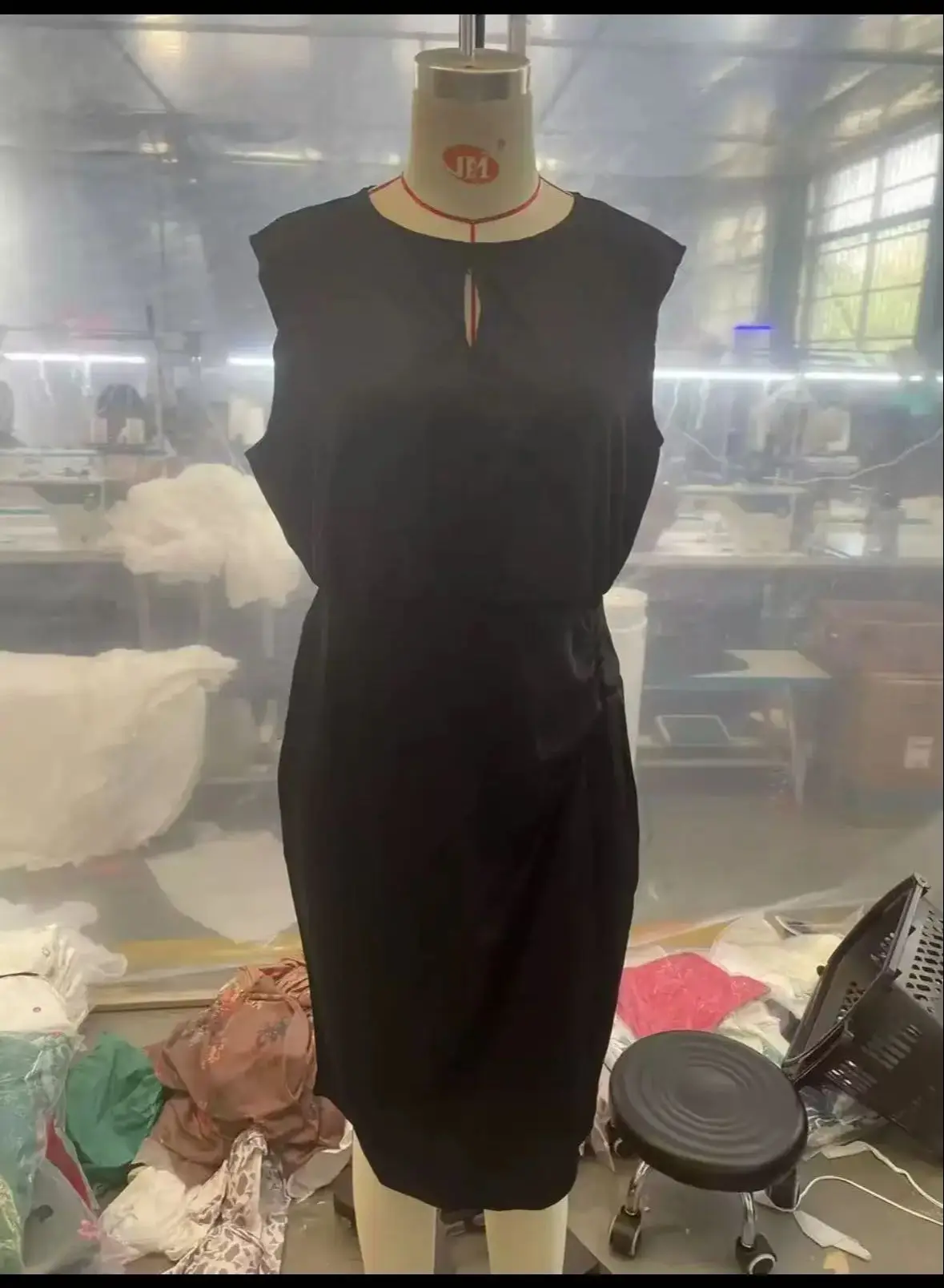 Elegant Dress for Women 2025 Autumn Winter New Long Sleeve Midi Short Skirt O-Neck Hollow Out Party Bodycon Slim Casual Dresses 
Elegant Dress for Women 2025 Autumn Winter New Long Sleeve Midi Short Skirt O-Neck Hollow Out Party Bodycon Slim Casual Dresses
