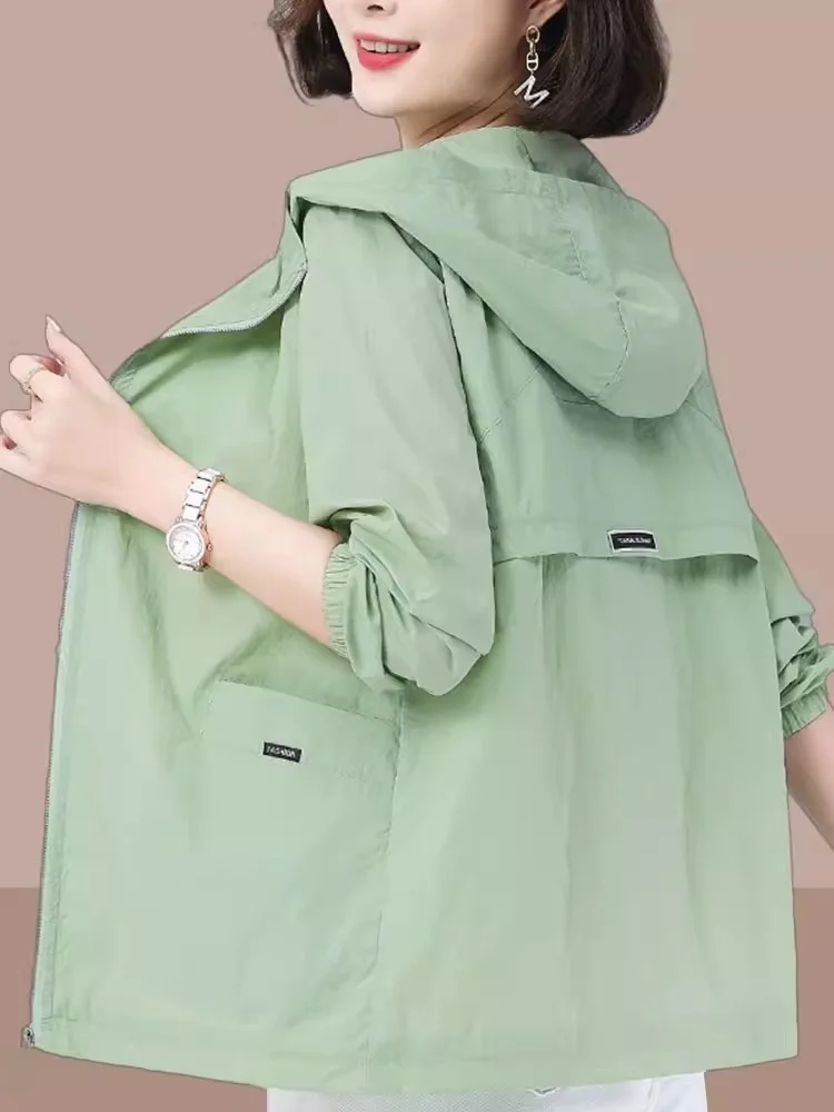 Женская летняя легкая дышащая куртка с защитой от ультрафиолета, свободного кроя, с длинными рукавами, с капюшоном, тонкий кардиган, верхняя одежда для мам
Женская летняя легкая дышащая куртка с защитой от ультрафиолета, свободного кроя, с длинными рукавами, с капюшоном, тонкий кардиган, верхняя одежда для мам