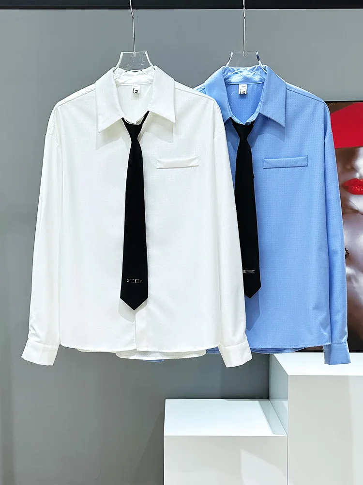 Белая мужская рубашка свободного кроя с длинным рукавом, повседневная, модная, дышащая, с драпировкой и декоративным завязыванием, молодежная, для весеннего сезона
Белая мужская рубашка свободного кроя с длинным рукавом, повседневная, модная, дышащая, с драпировкой и декоративным завязыванием, молодежная, для весеннего сезона