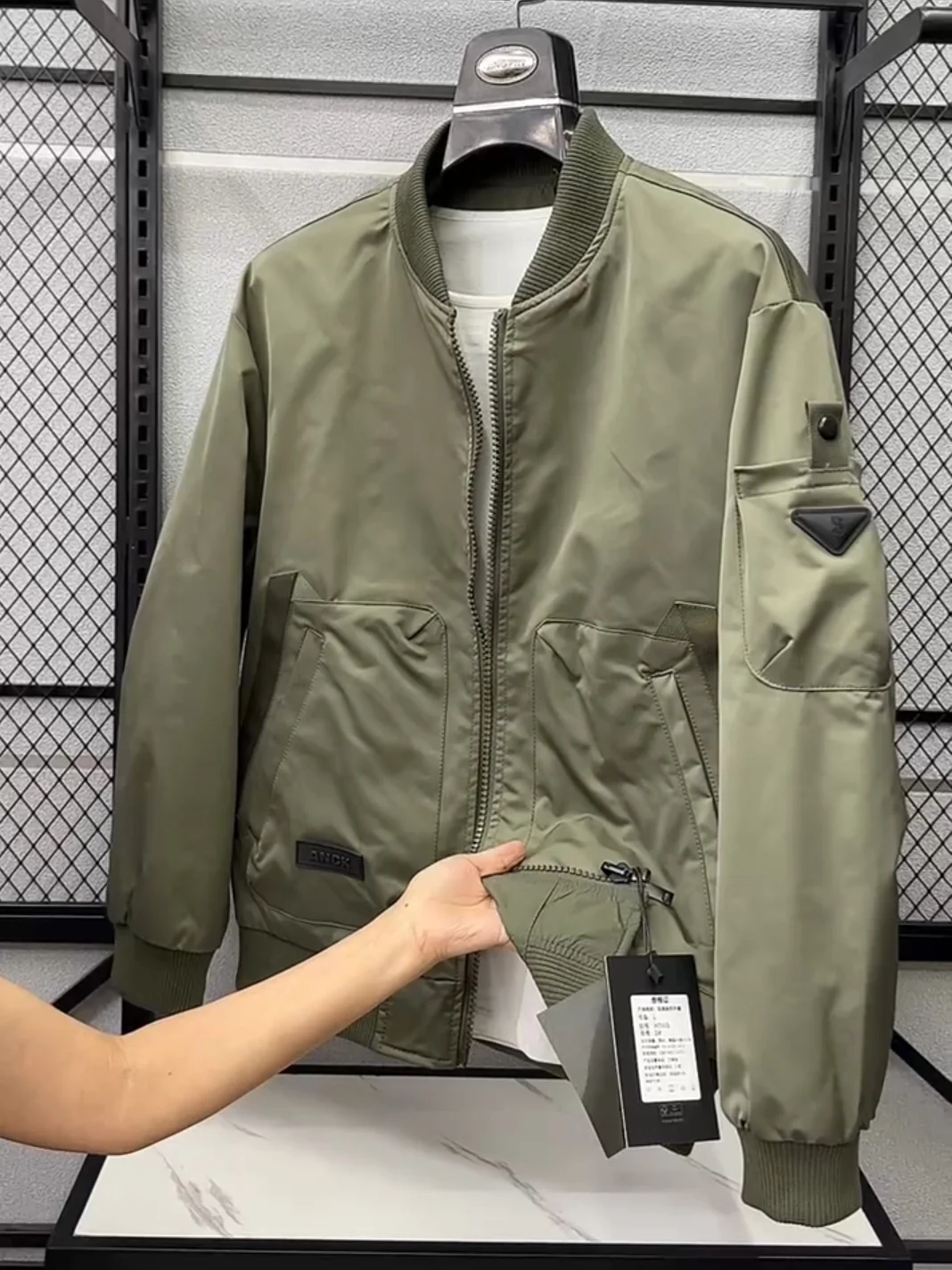 Double-Sided Wear Baseball Collar Jacket for Men New Spring Fashion Trend High Quality Stylish Standard Fit Zipper Decoration
Double-Sided Wear Baseball Collar Jacket for Men New Spring Fashion Trend High Quality Stylish Standard Fit Zipper Decoration