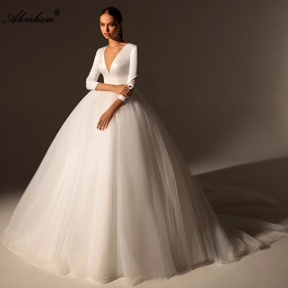 Alonlivn Elegant A-Line Wedding Dress V-Neck Simple Satin Tulle Three Quarter Bridal Gowns
Alonlivn Elegant A-Line Wedding Dress V-Neck Simple Satin Tulle Three Quarter Bridal Gowns