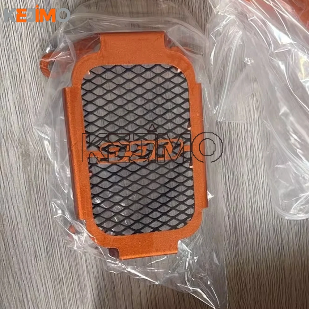 Oil Cooler Protection Cover FOR KTM DUKE 990/R 2024 2025 2026 Duke 990 Radiator Shield Grille Guard Water Heat Exchanger Guard
Oil Cooler Protection Cover FOR KTM DUKE 990/R 2024 2025 2026 Duke 990 Radiator Shield Grille Guard Water Heat Exchanger Guard