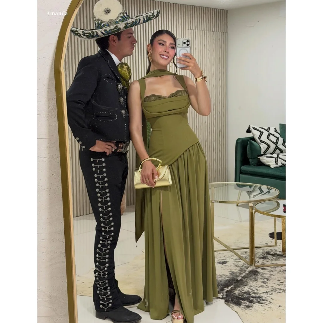 Amanda Customized Olive Green Halter Neck Structured Corset High Slit Flowy A Line Prom Dress Formal Evening vestidos de noche
Amanda Customized Olive Green Halter Neck Structured Corset High Slit Flowy A Line Prom Dress Formal Evening vestidos de noche